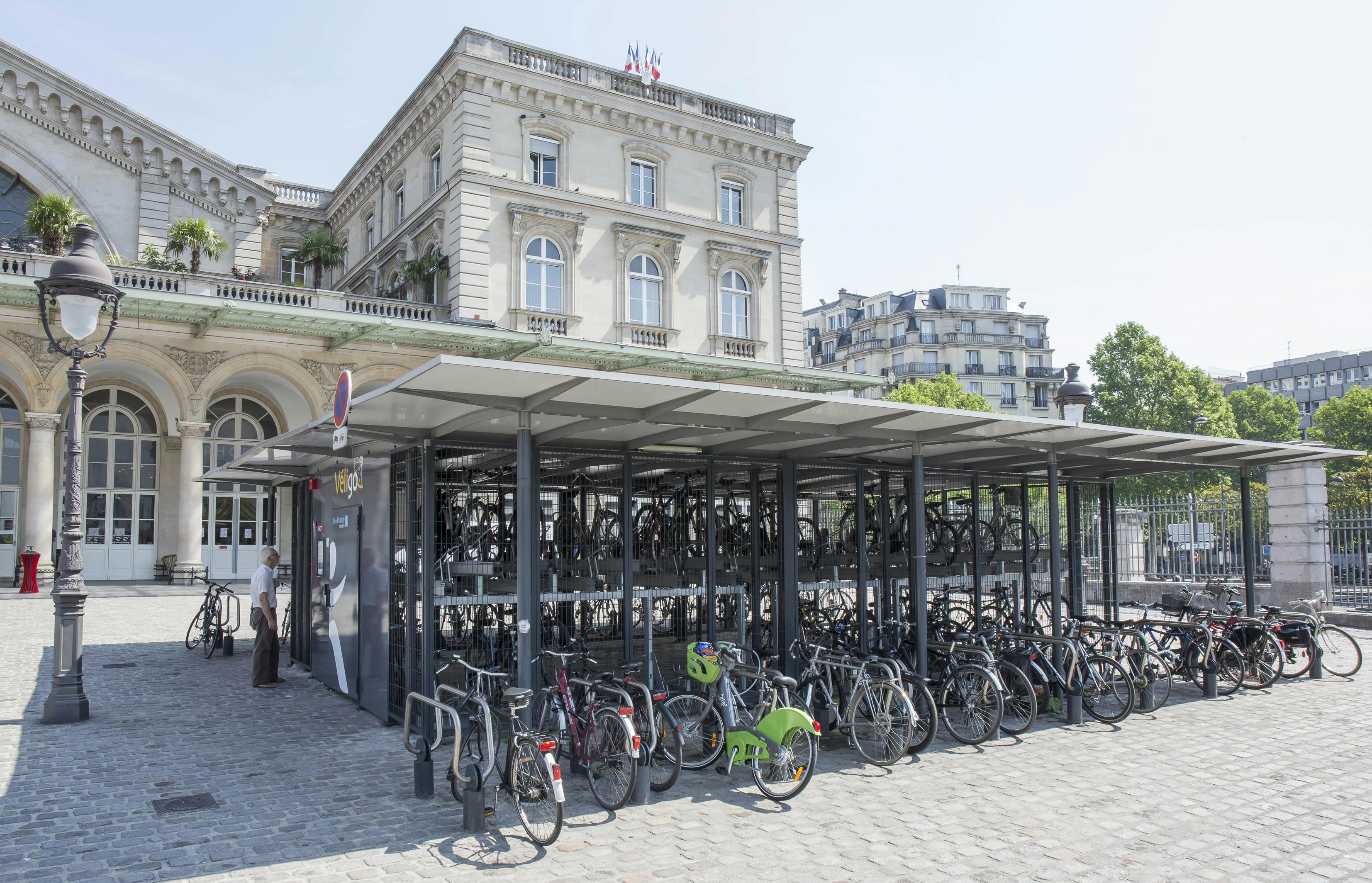 Station de gonflage vélos - Pompe à vélo pour collectivités